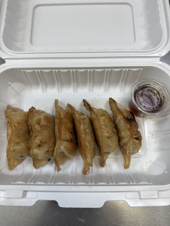 Pan Seared Dumplings 锅贴